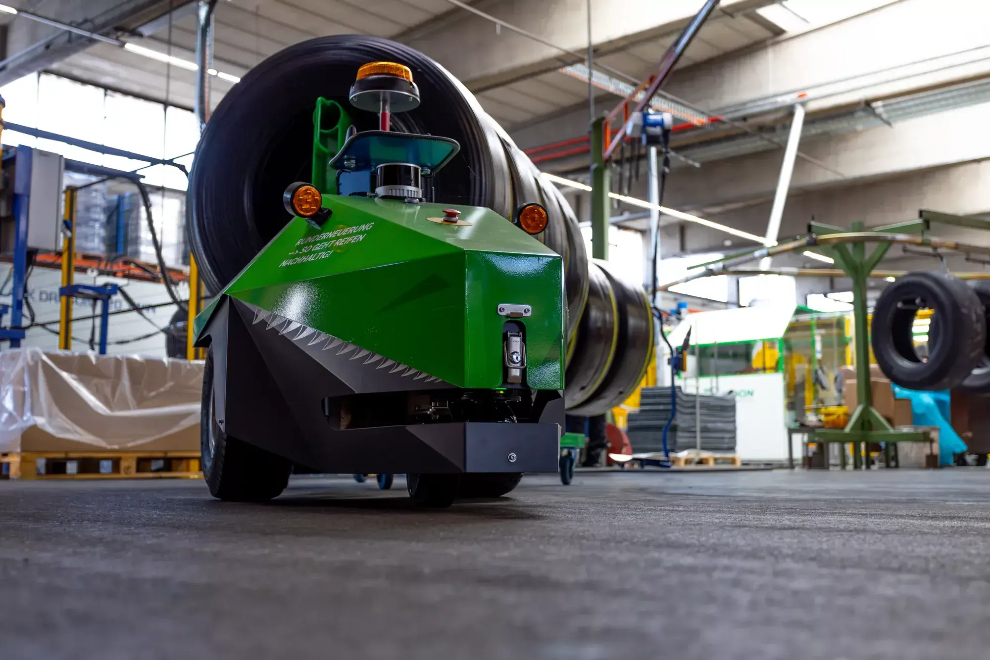 INDUROS als Routenzug mit Reifen bei Rigdon